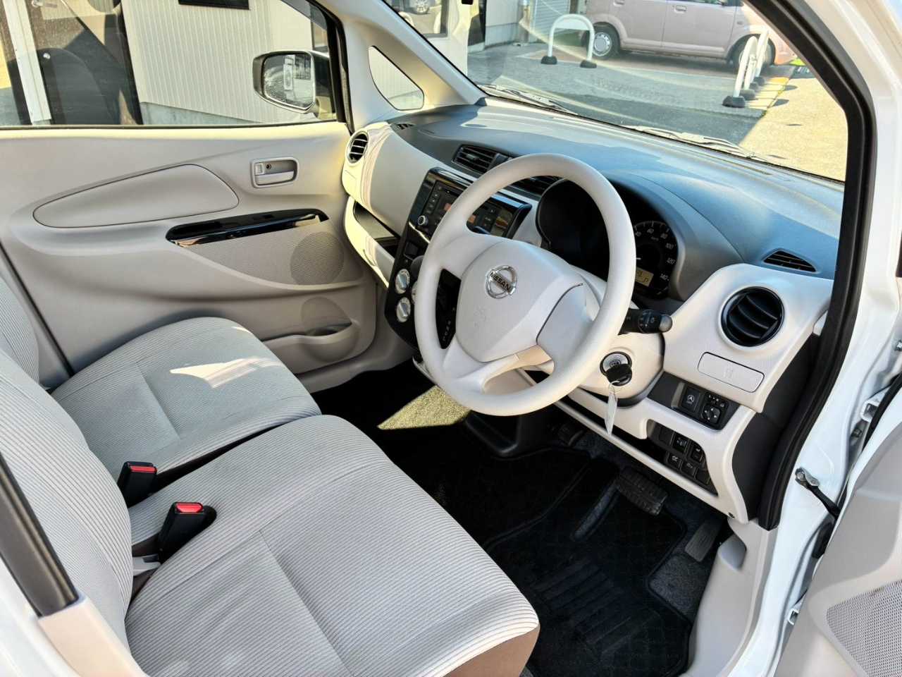 日産 デイズ
