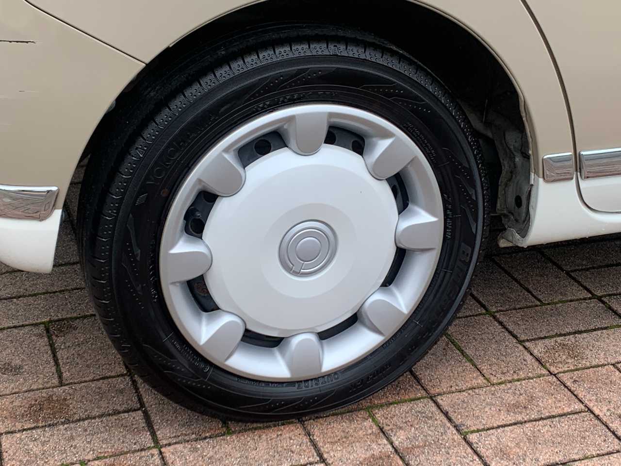 ダイハツ ムーヴ　キャンバス