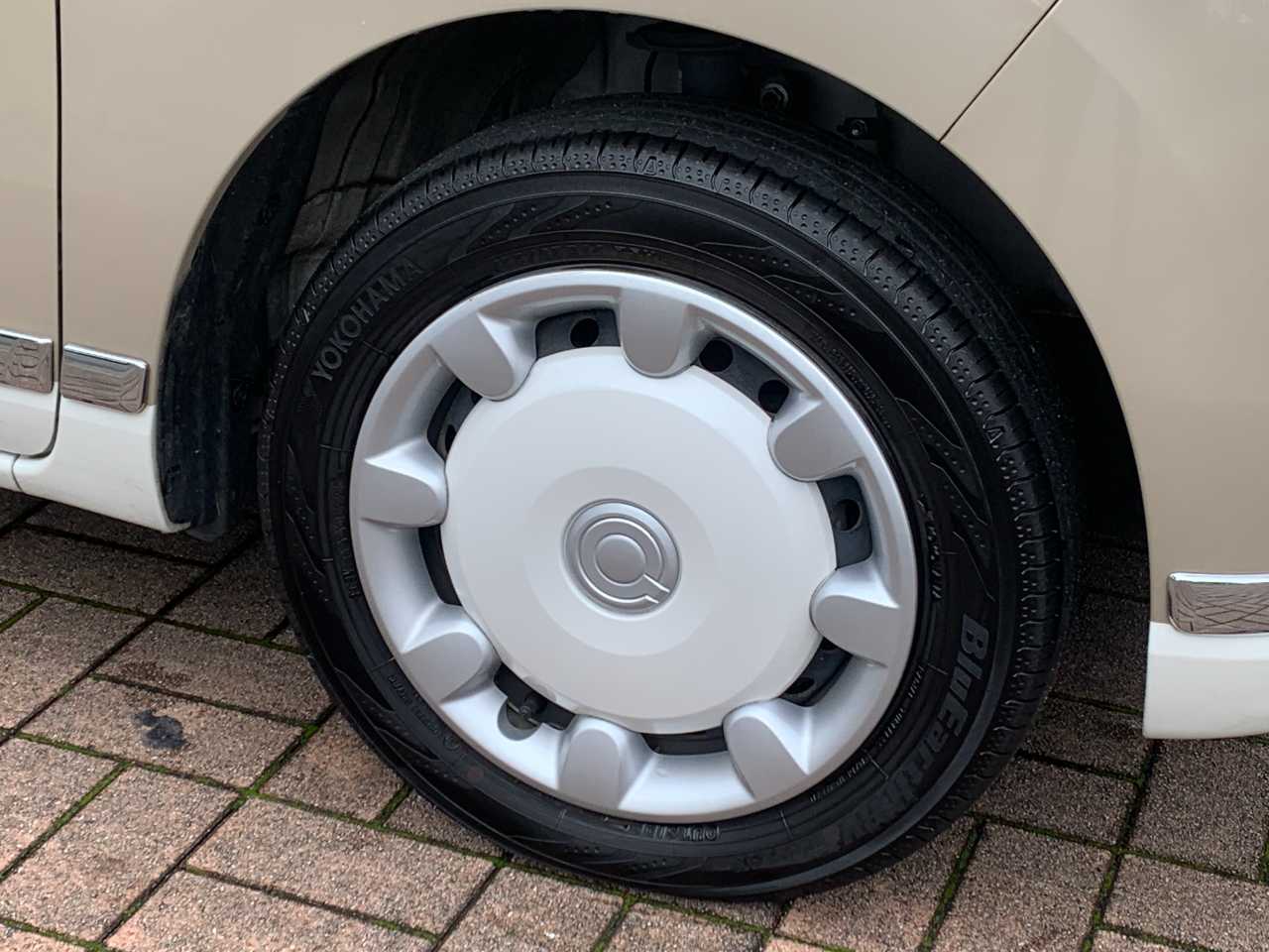 ダイハツ ムーヴ　キャンバス