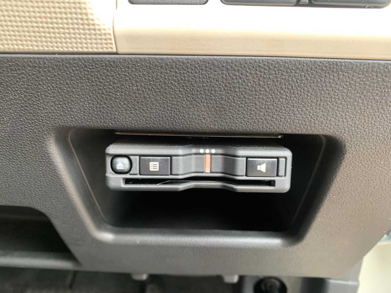 ダイハツ ムーヴ　キャンバス