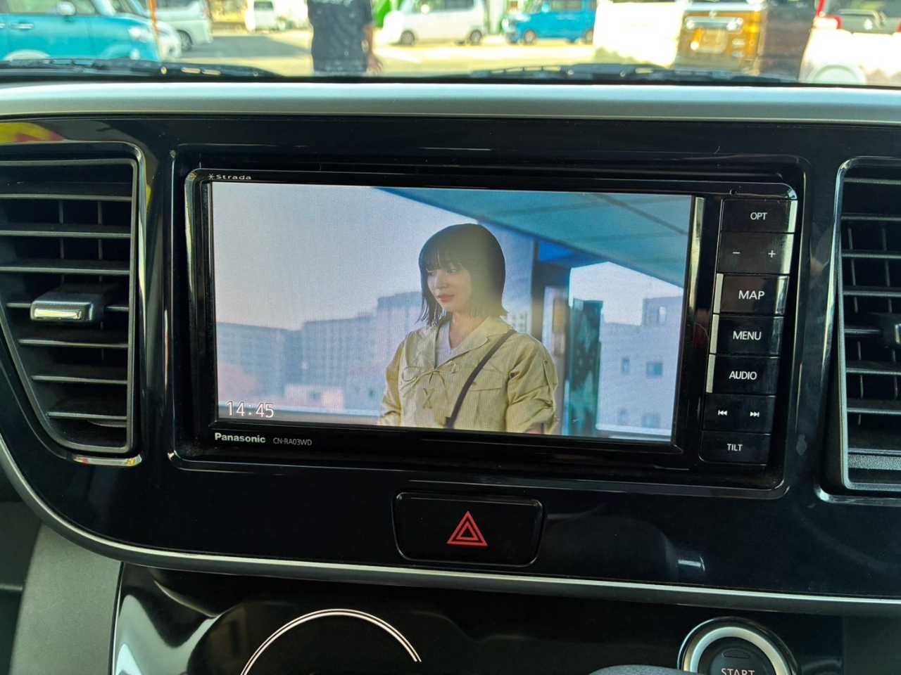 日産 デイズ　ルークス