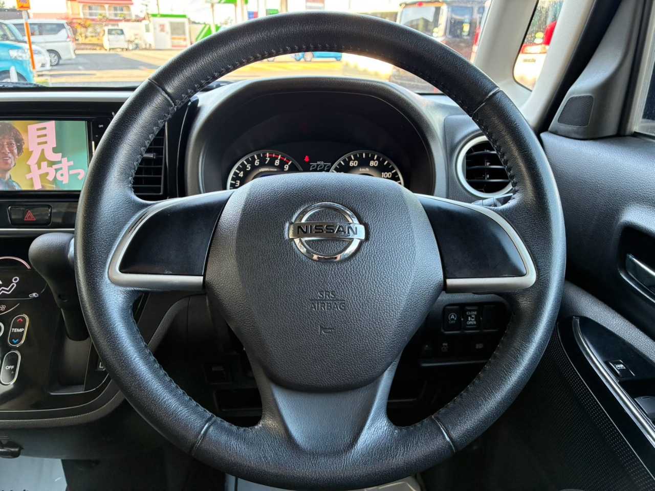 日産 デイズ　ルークス