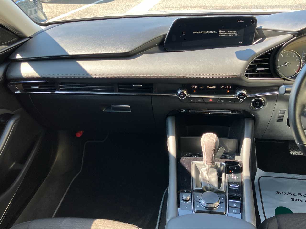 マツダ ＭＡＺＤＡ３　セダン