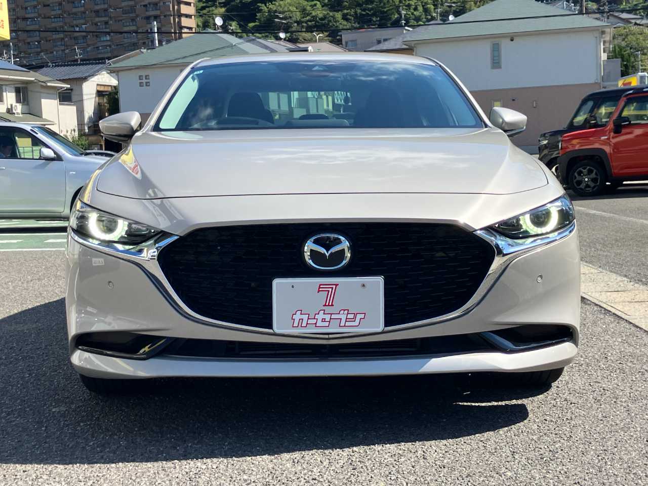 マツダ ＭＡＺＤＡ３　セダン