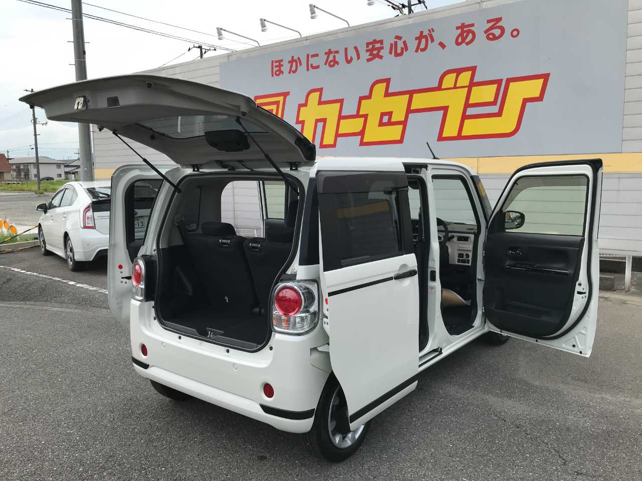 ダイハツ ムーヴ　キャンバス