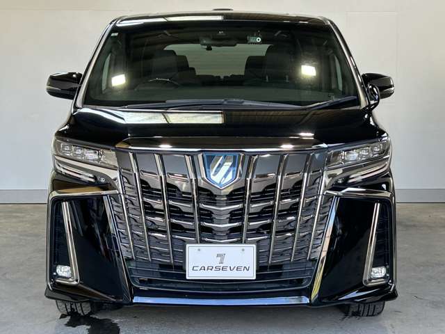 トヨタ アルファード　ハイブリッド