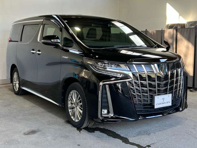 トヨタ アルファード　ハイブリッド
