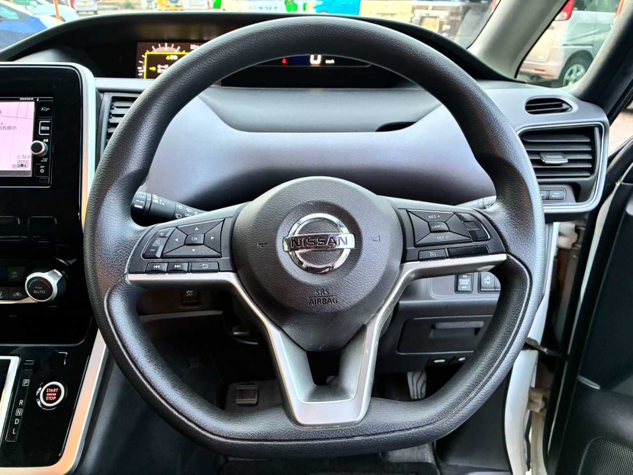 日産 セレナ