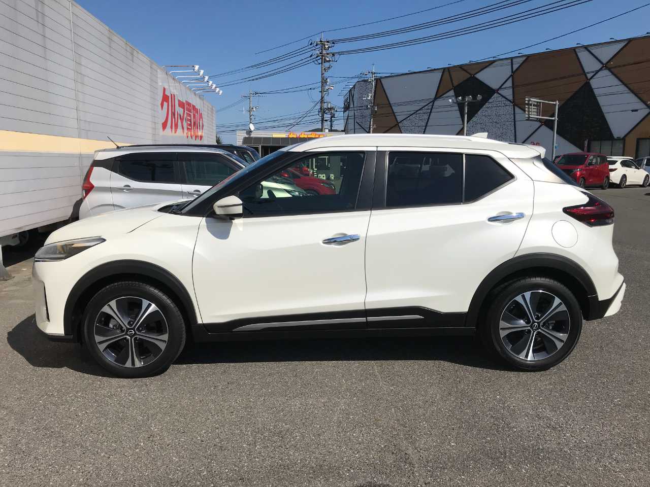 日産 ＫＩＣＫＳ