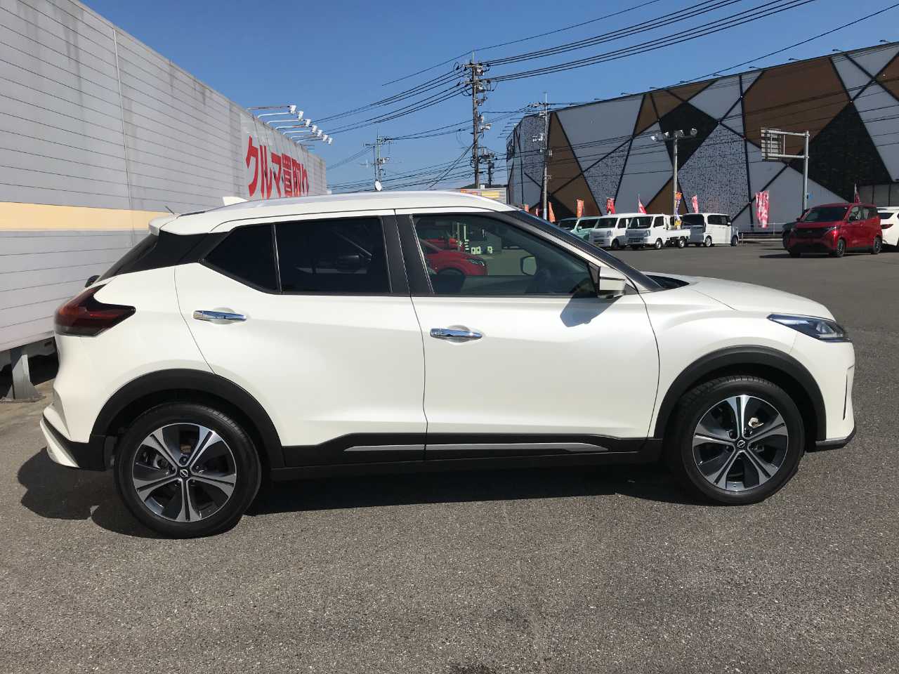 日産 ＫＩＣＫＳ