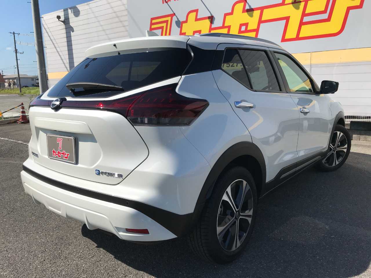 日産 ＫＩＣＫＳ