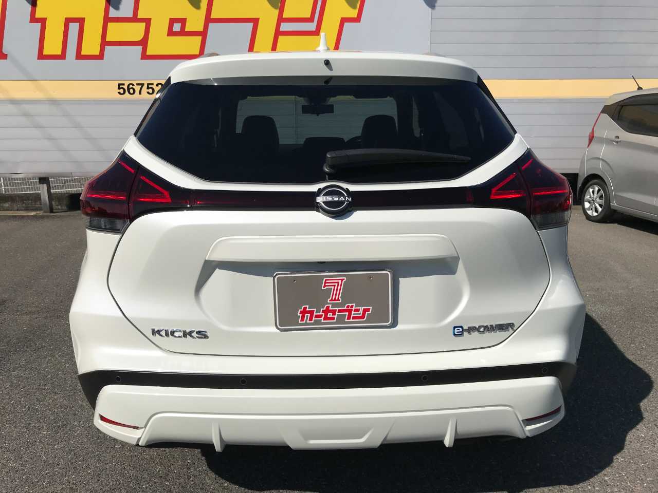 日産 ＫＩＣＫＳ