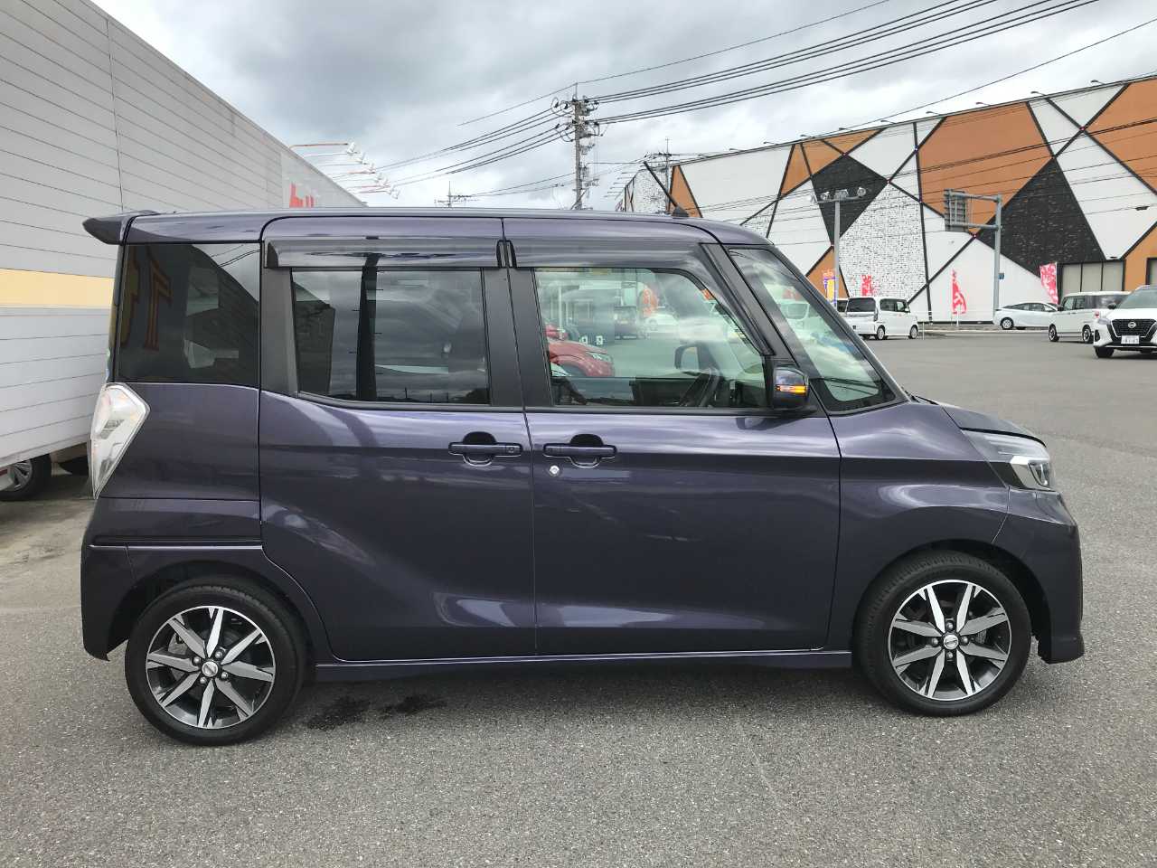 日産 デイズ　ルークス