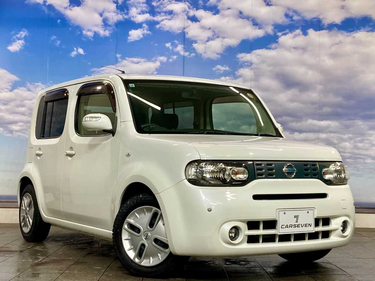 日産 キューブ