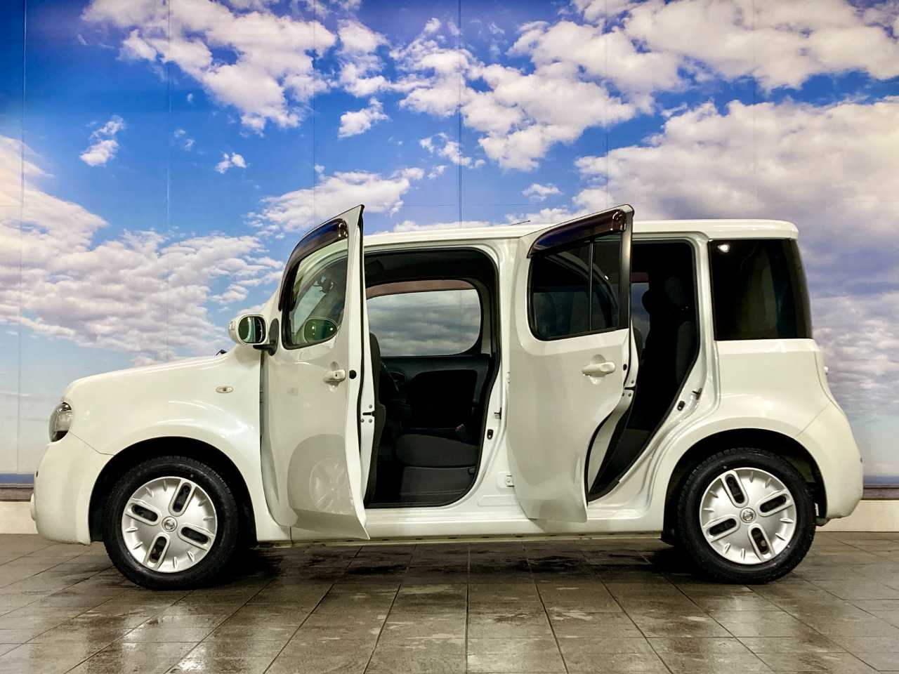 日産 キューブ