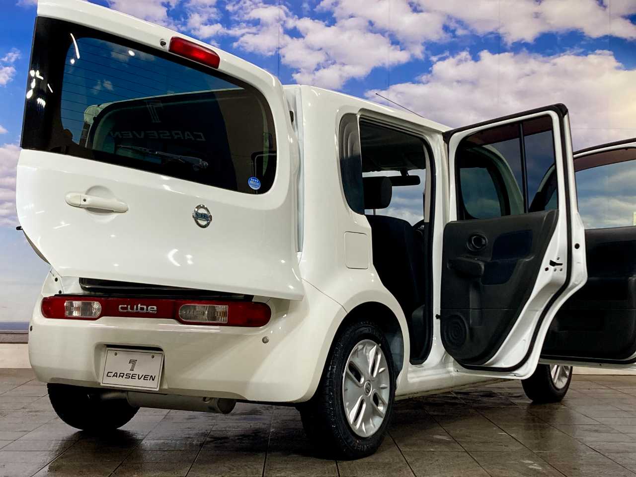 日産 キューブ