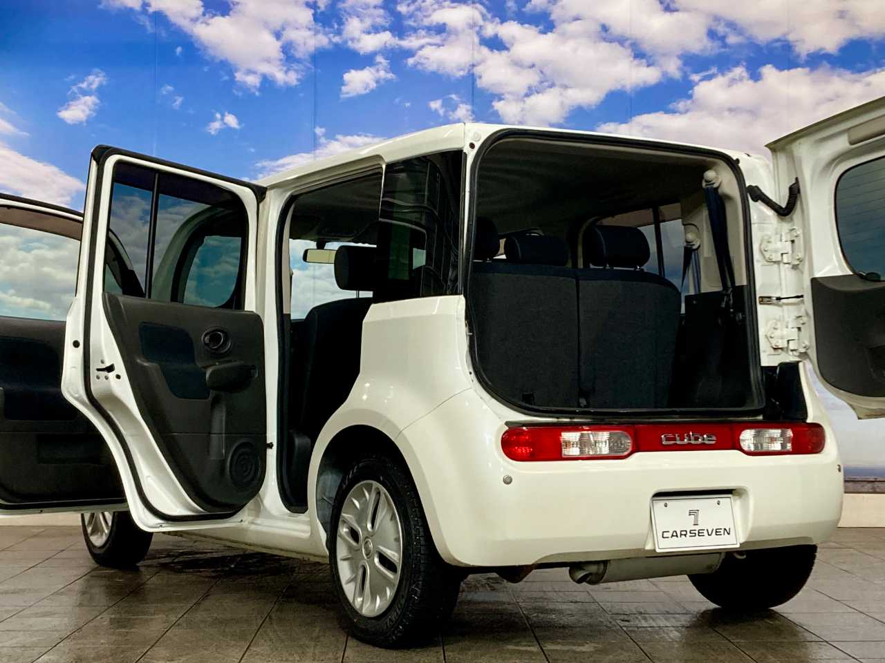 日産 キューブ