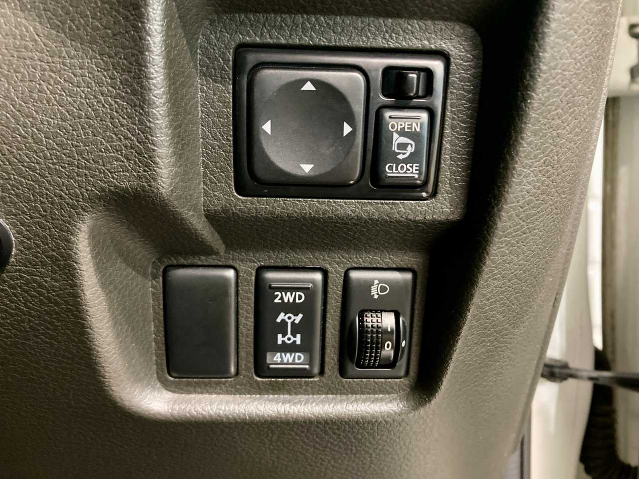 日産 キューブ