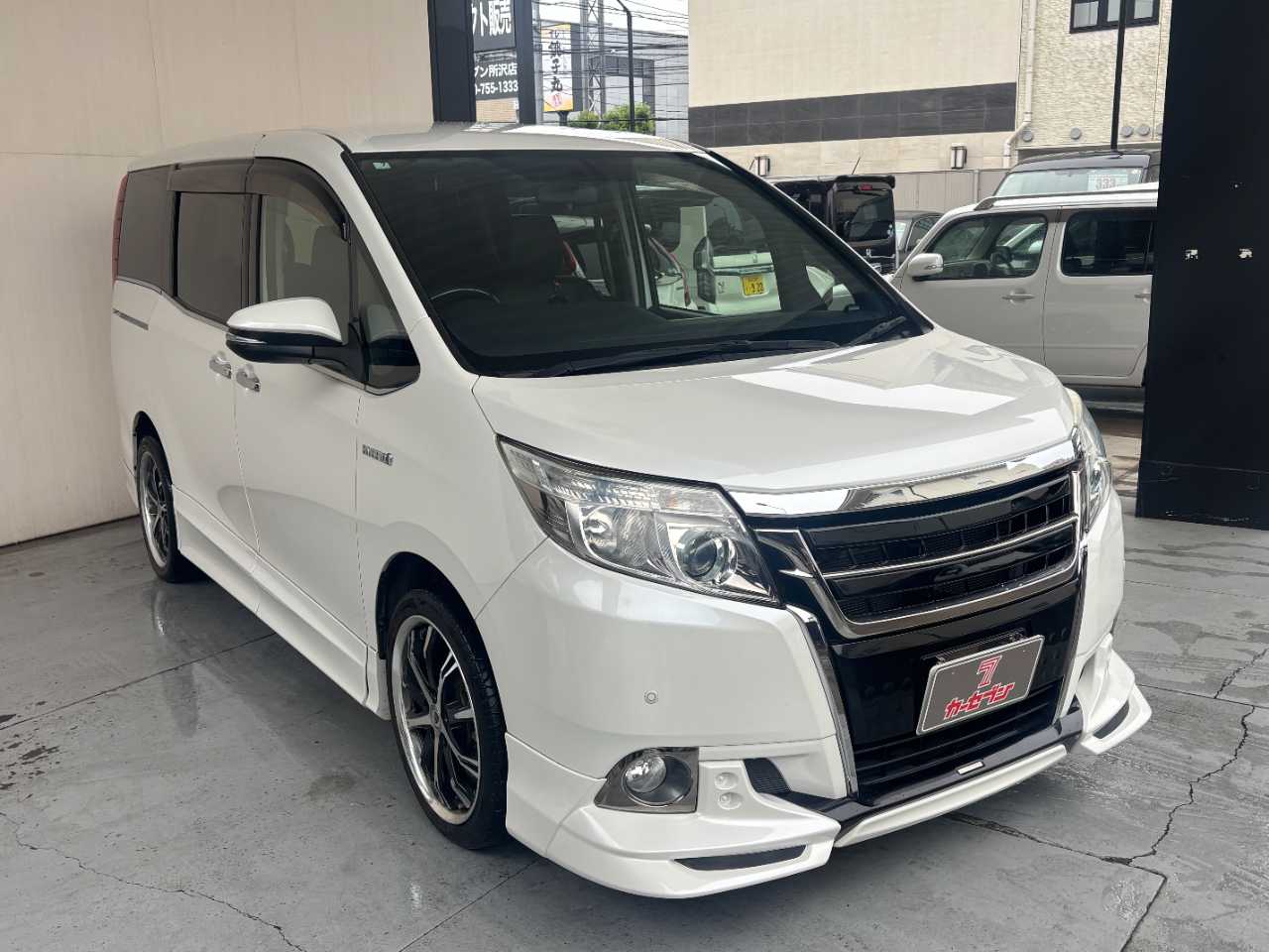 トヨタ エスクァイア　ハイブリッド