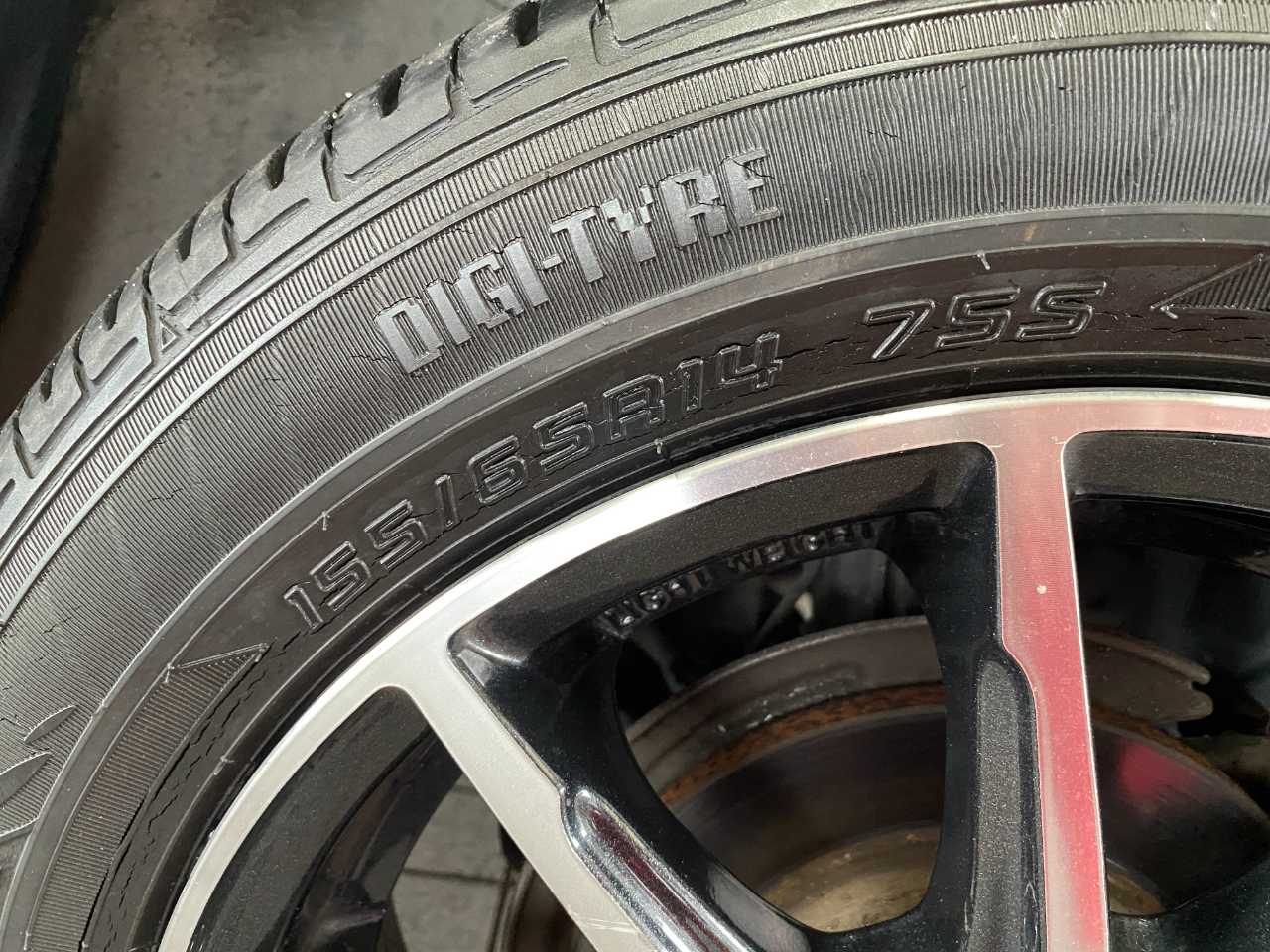 ダイハツ ムーヴ