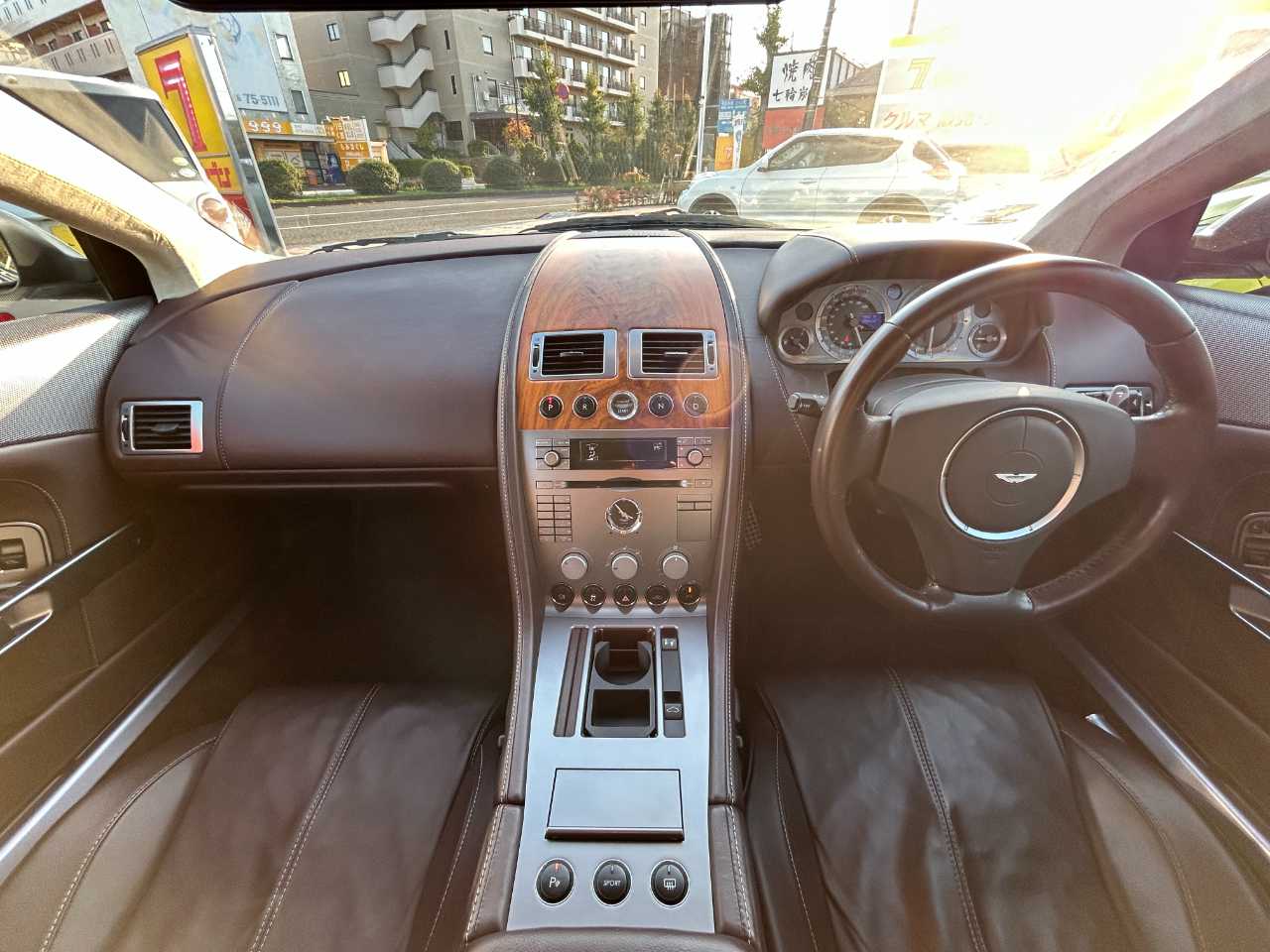 アストンマーティン アストンマーティン　ＣＰ