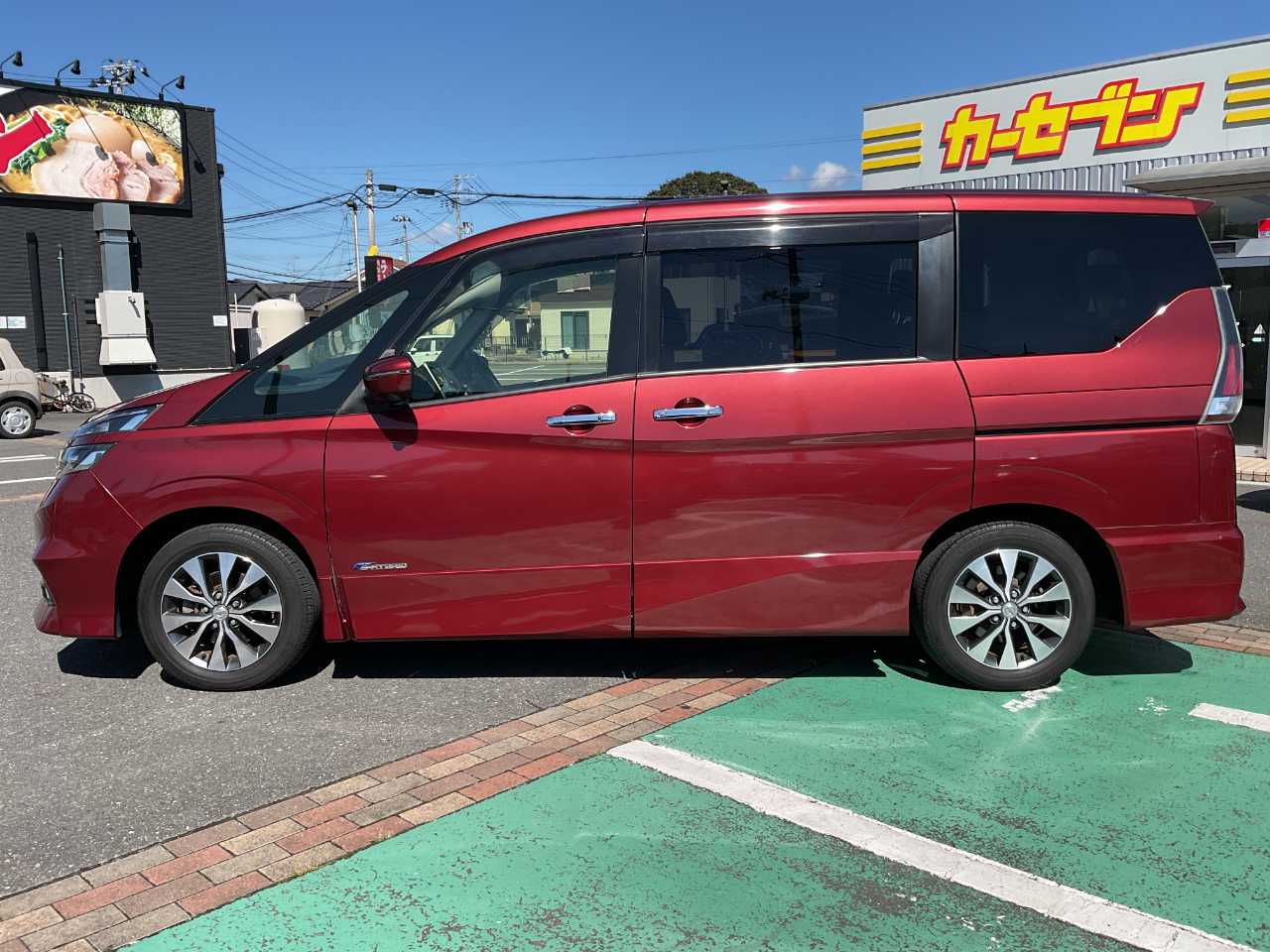 日産 セレナ