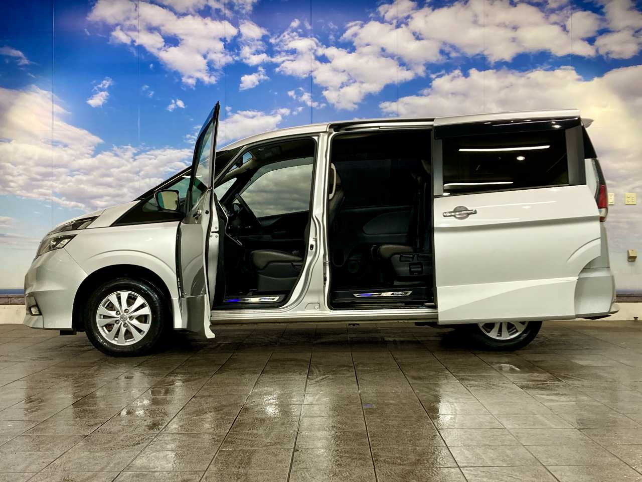 日産 セレナ