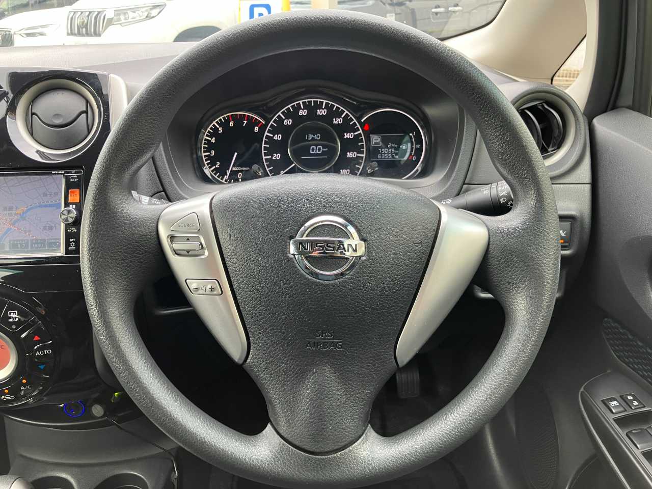 日産 ノート　ＨＢ