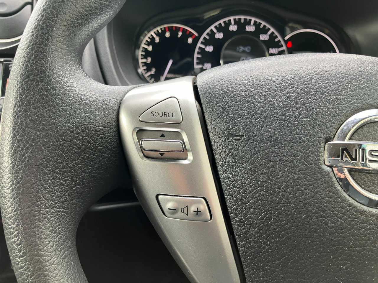 日産 ノート　ＨＢ