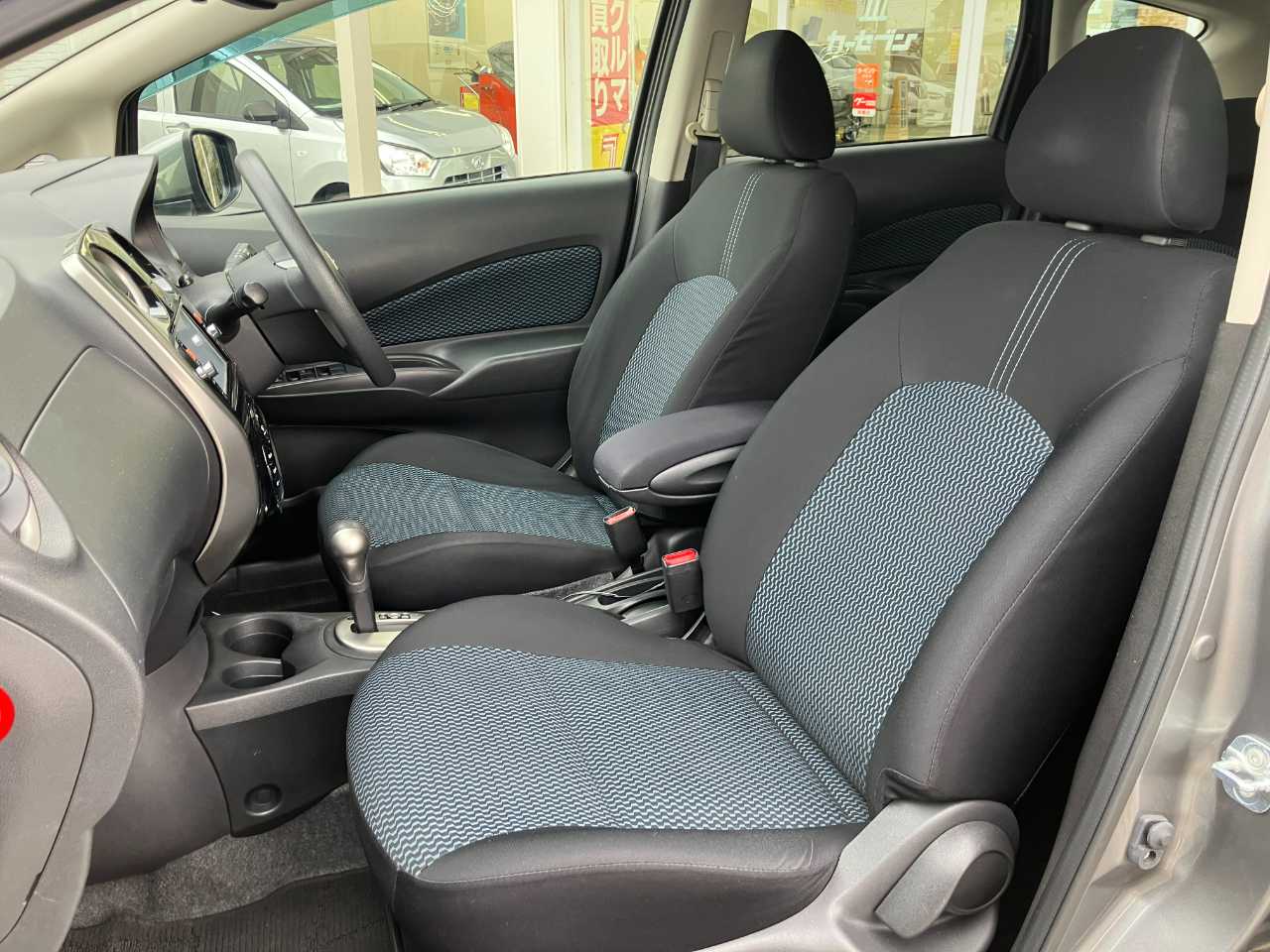 日産 ノート　ＨＢ