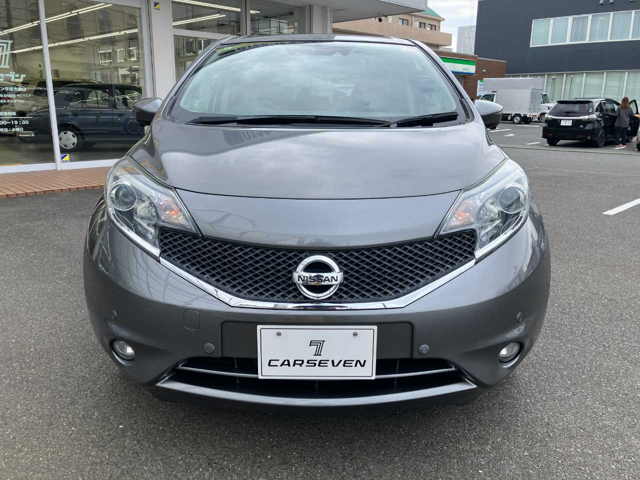 日産 ノート　ＨＢ