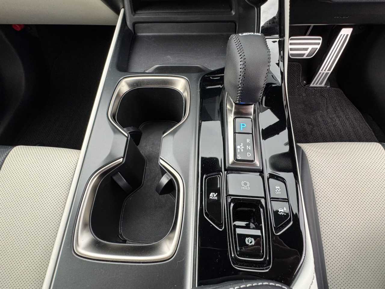 レクサス レクサス　ＮＸ３５０ｈ