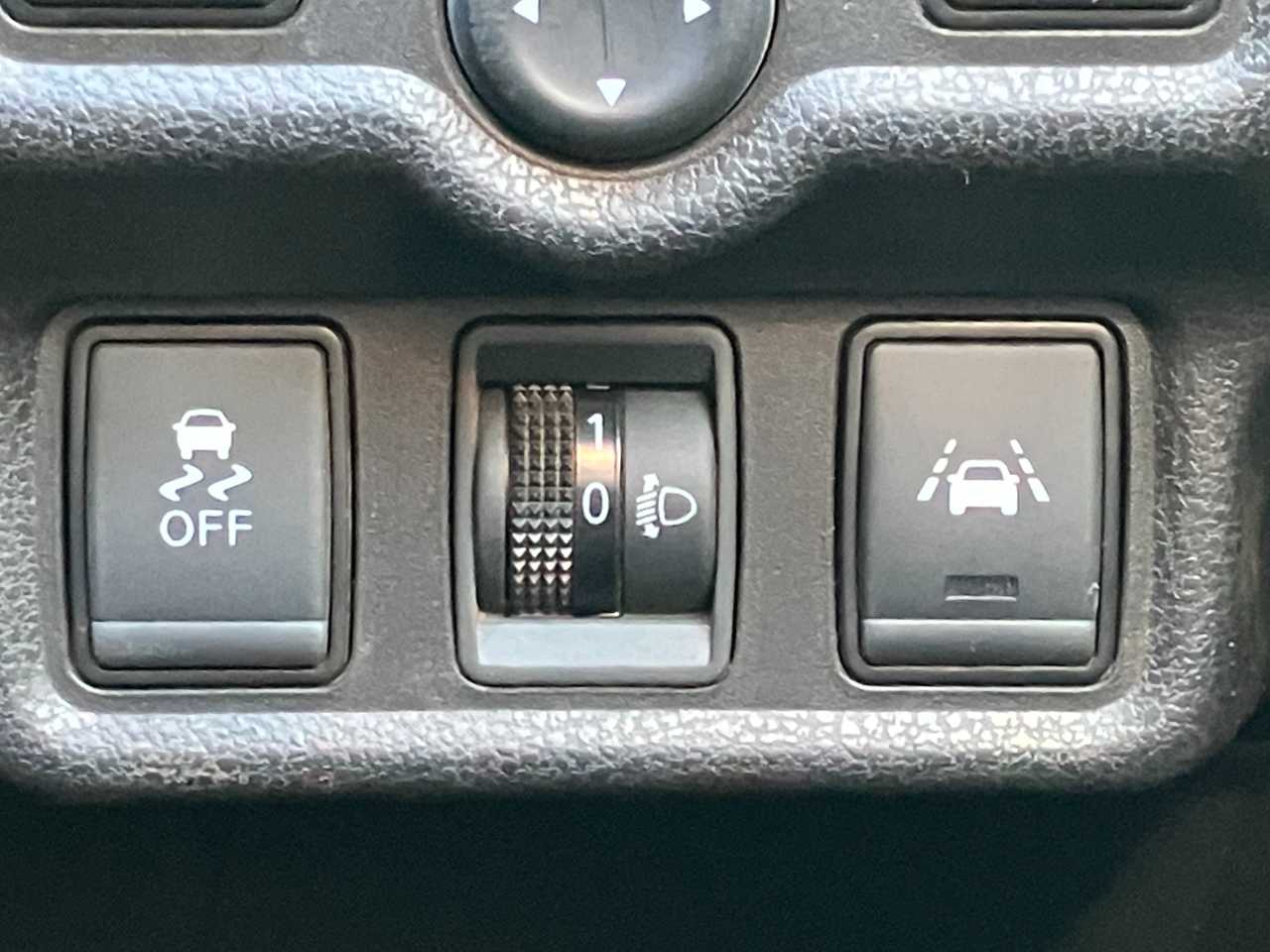 日産 ノート　ＨＢ