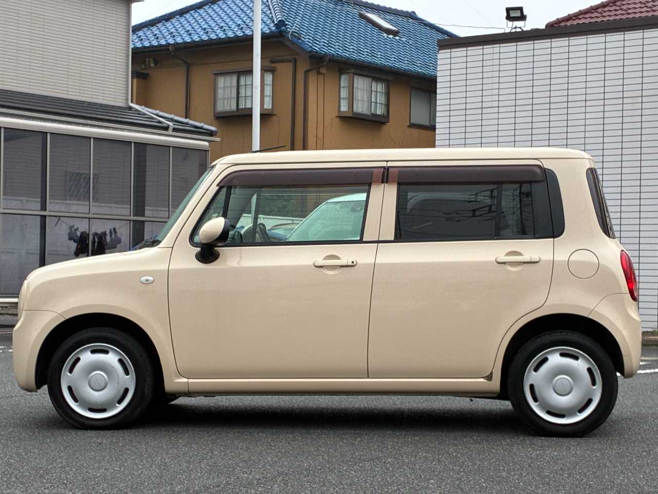 スズキ アルトラパン