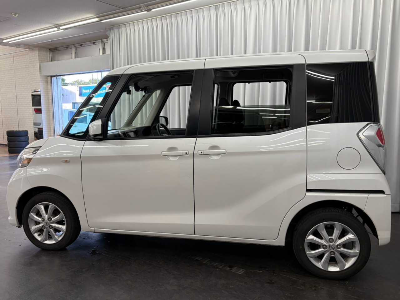 日産 デイズ　ルークス