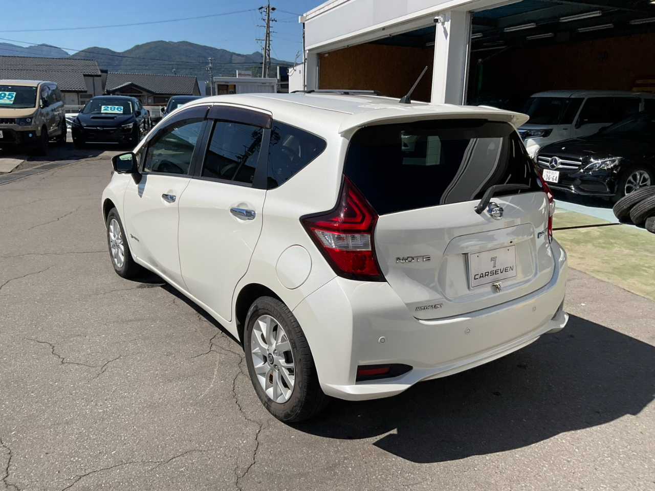 日産 ノート　ＨＢ