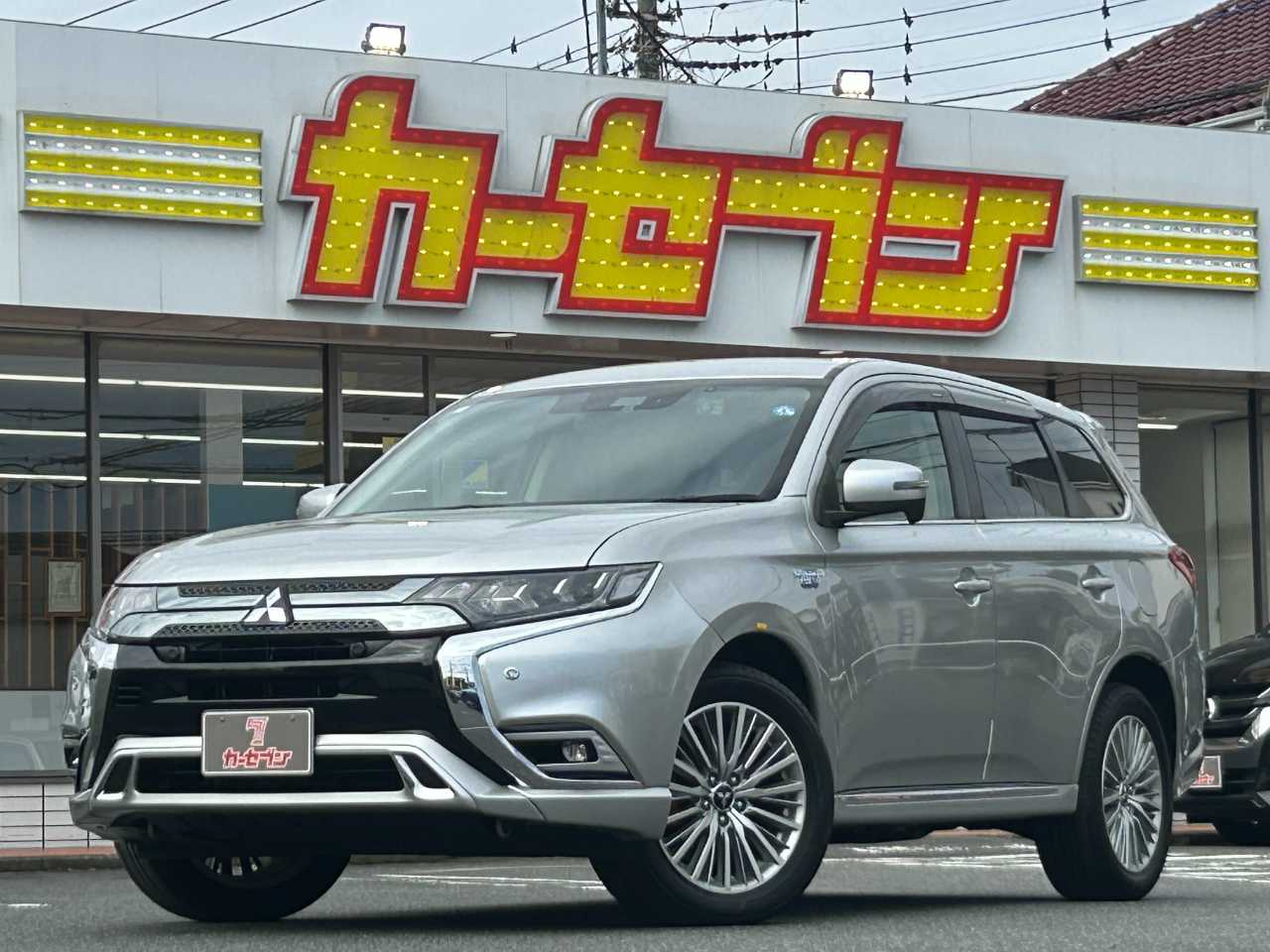 三菱 アウトランダーＰＨＥＶ