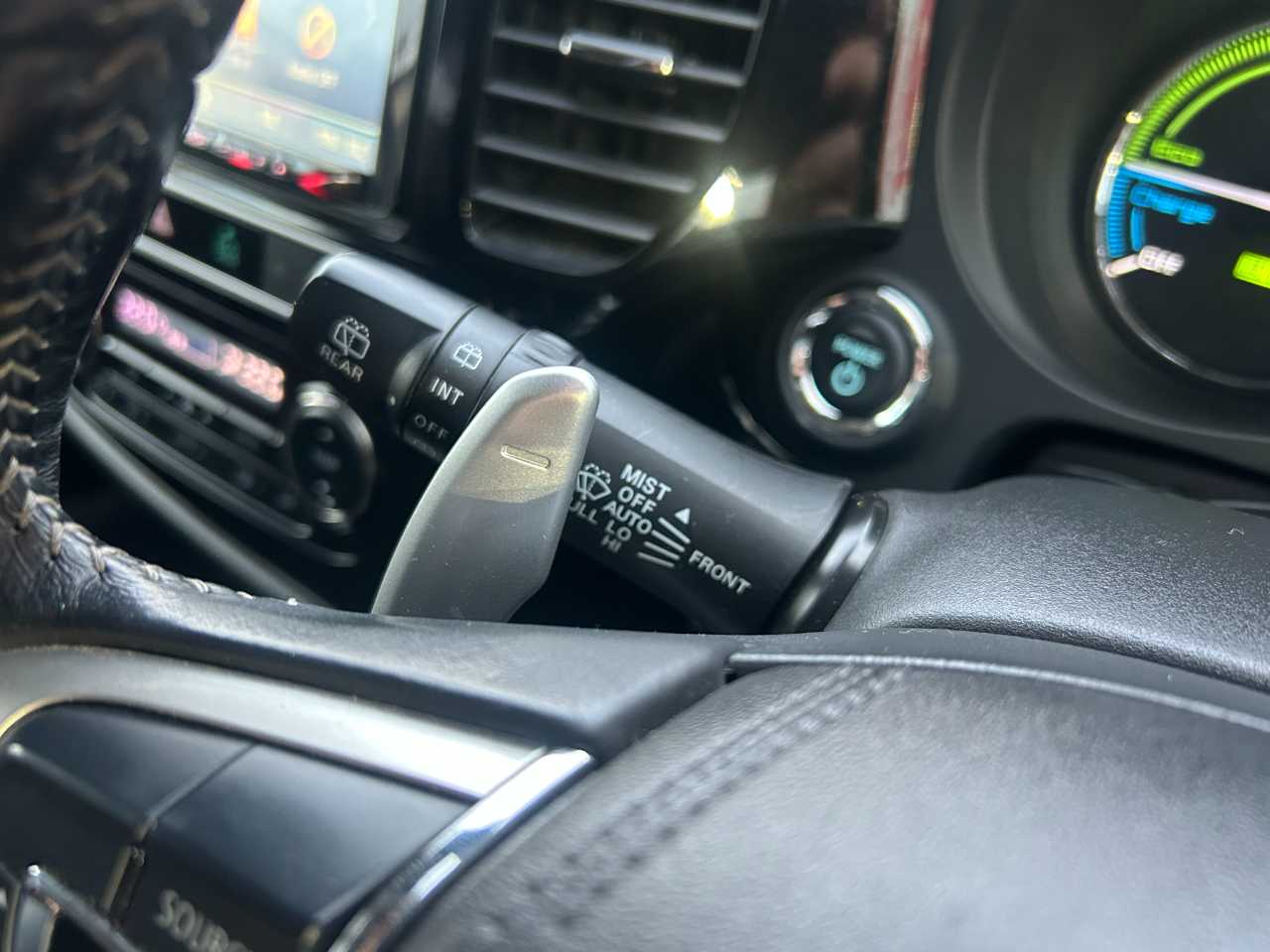 三菱 アウトランダーＰＨＥＶ