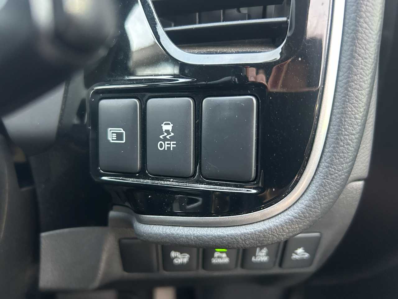 三菱 アウトランダーＰＨＥＶ