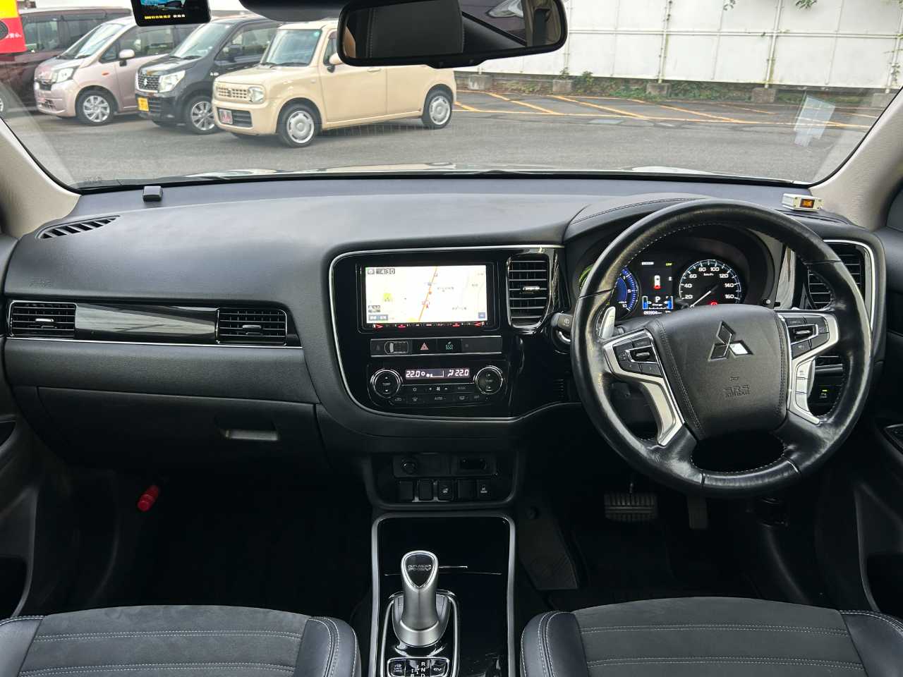 三菱 アウトランダーＰＨＥＶ