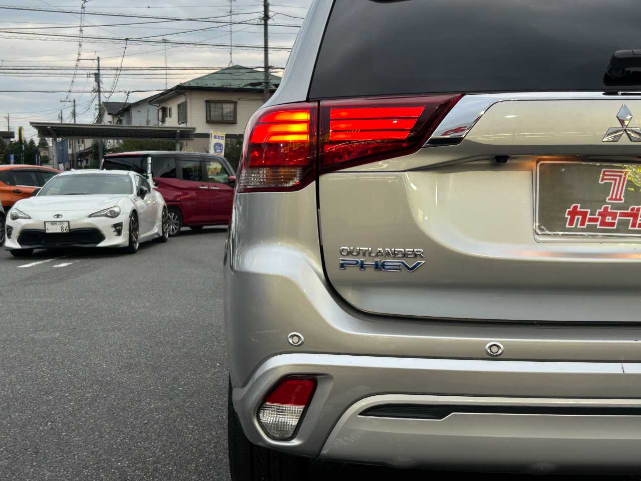 三菱 アウトランダーＰＨＥＶ