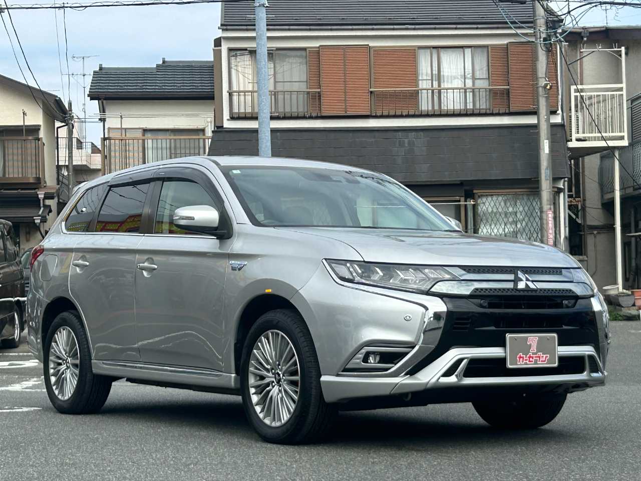 三菱 アウトランダーＰＨＥＶ