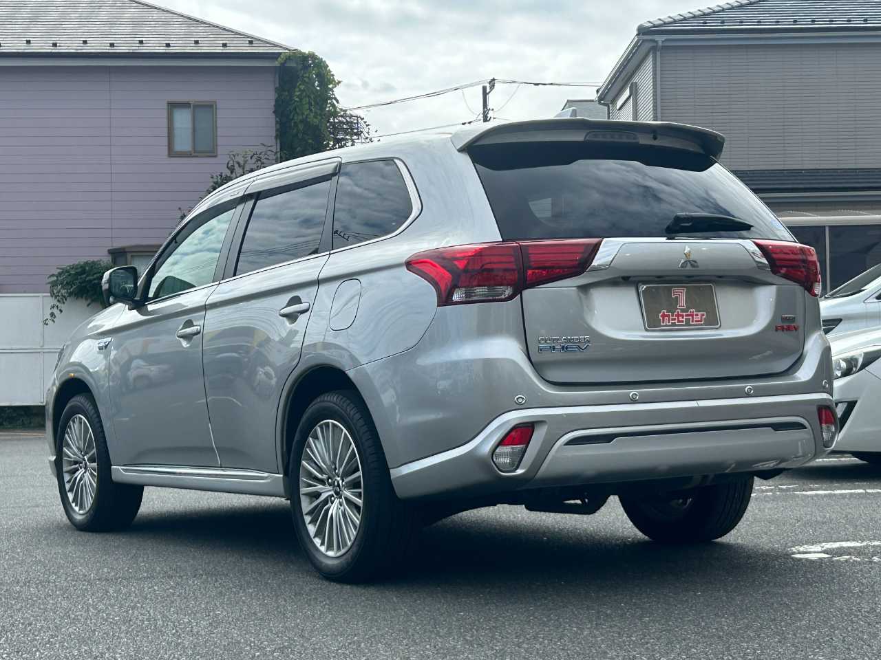 三菱 アウトランダーＰＨＥＶ