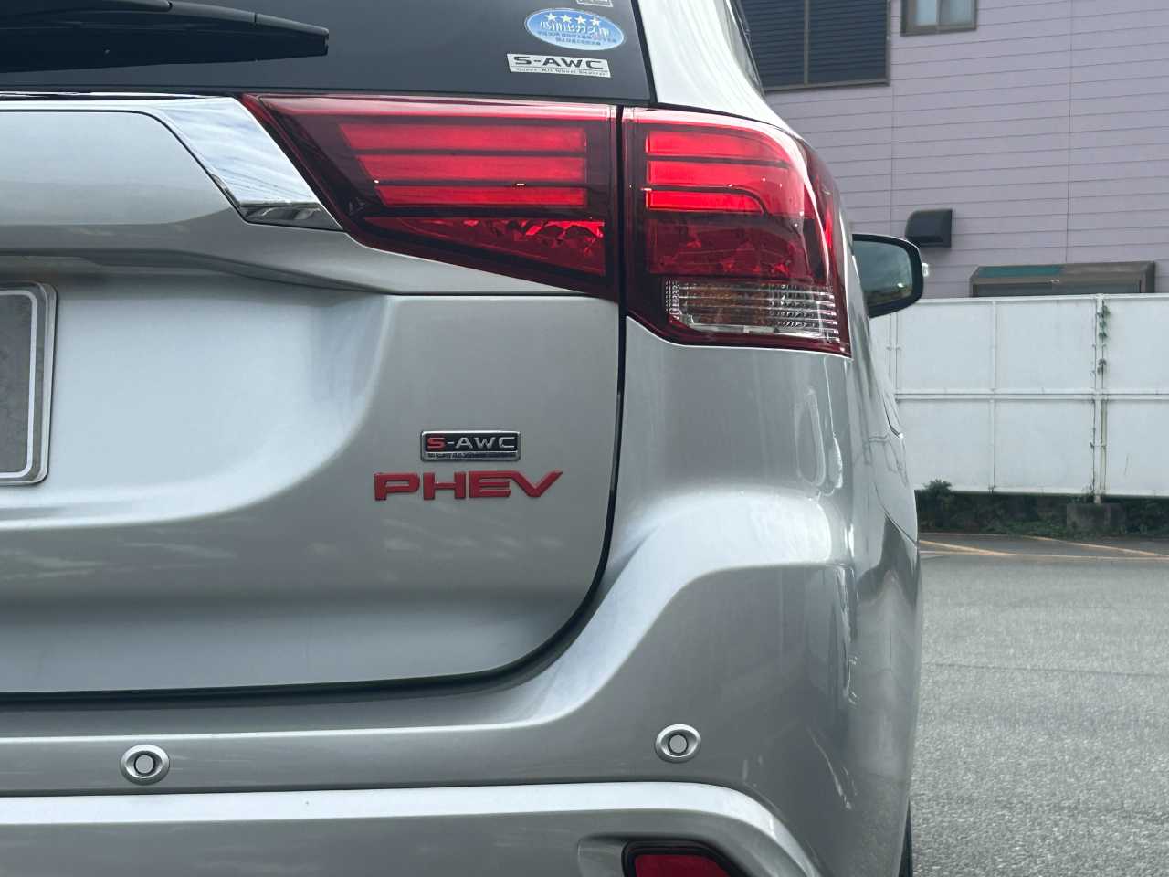 三菱 アウトランダーＰＨＥＶ