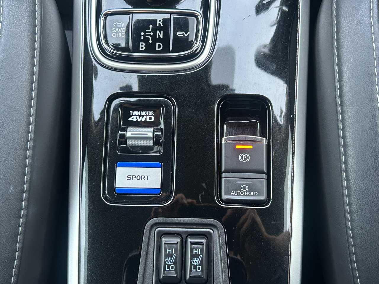 三菱 アウトランダーＰＨＥＶ