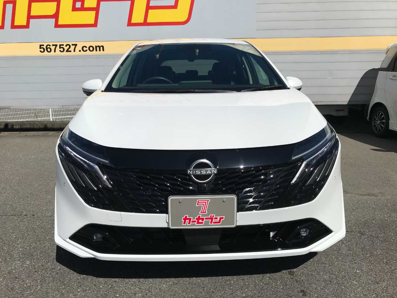 日産 オーラ