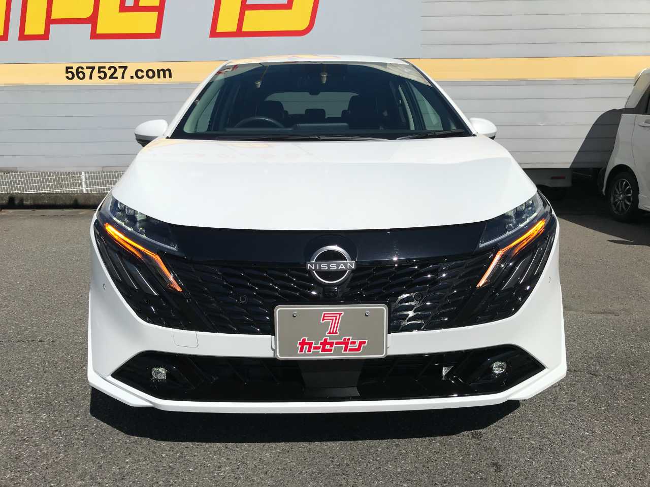 日産 オーラ