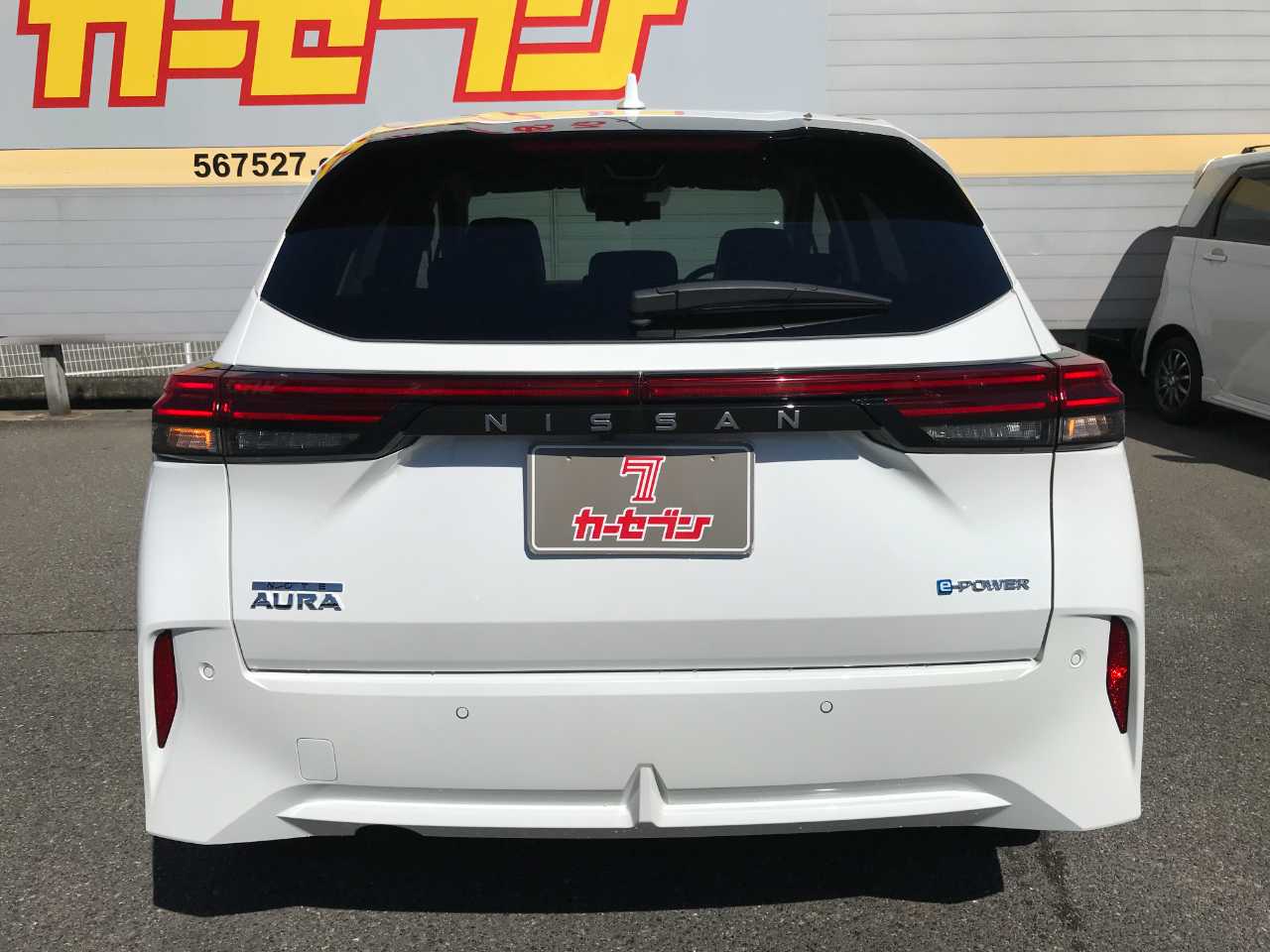 日産 オーラ