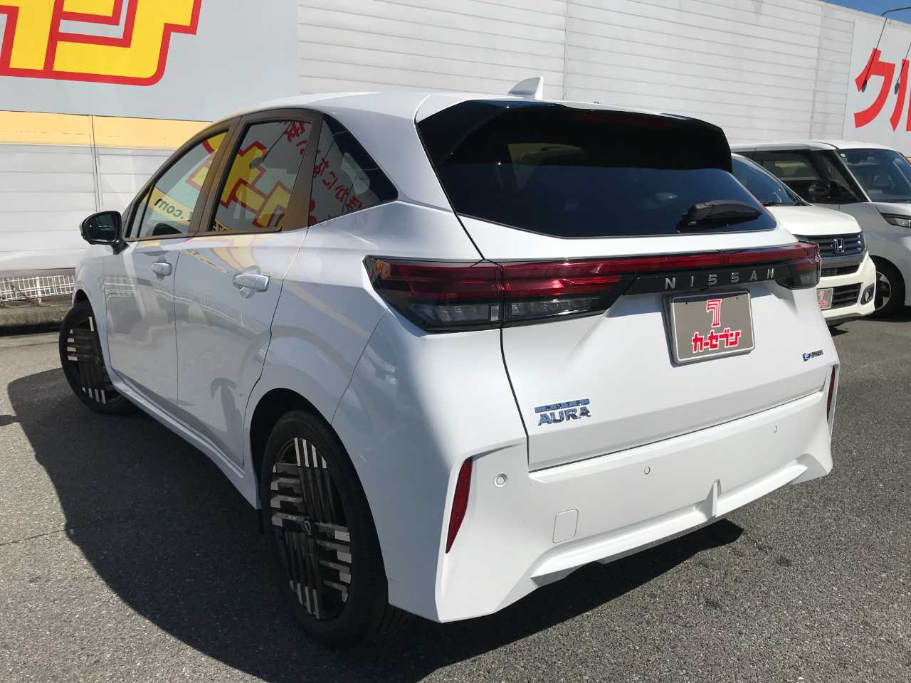 日産 オーラ