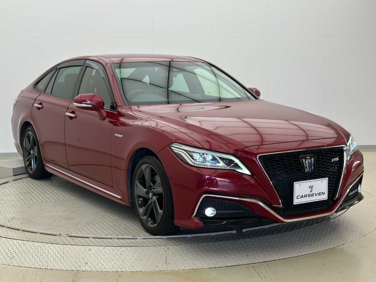 トヨタ クラウン　ハイブリッド